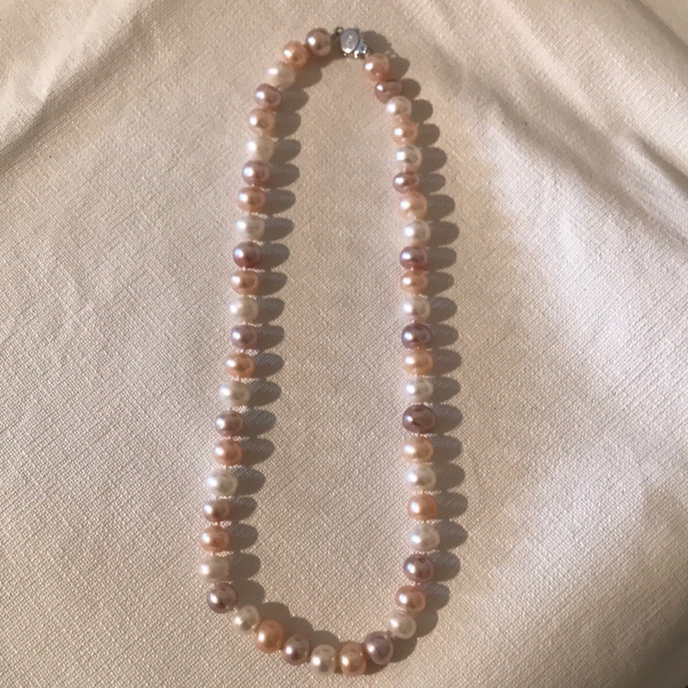 Pearl neckless - Picture 2 of 4